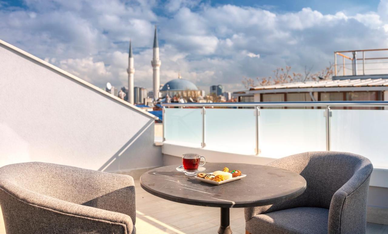 Dreibettzimmer mit Terrasse