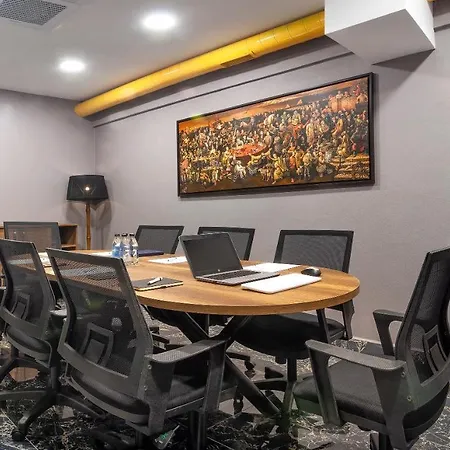 Hotel Bossuite Business-2